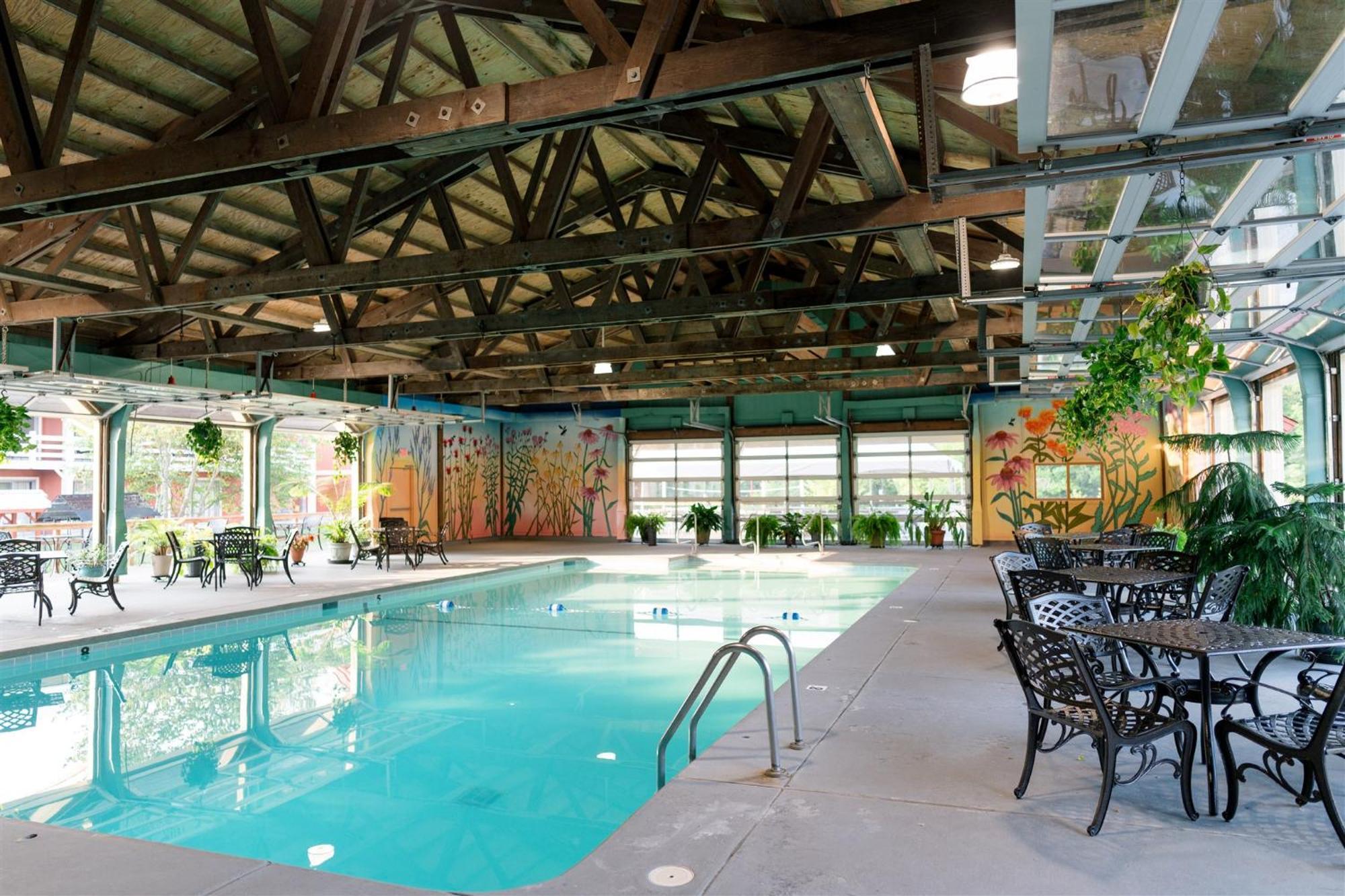 Brown County Inn Nashville Exteriör bild