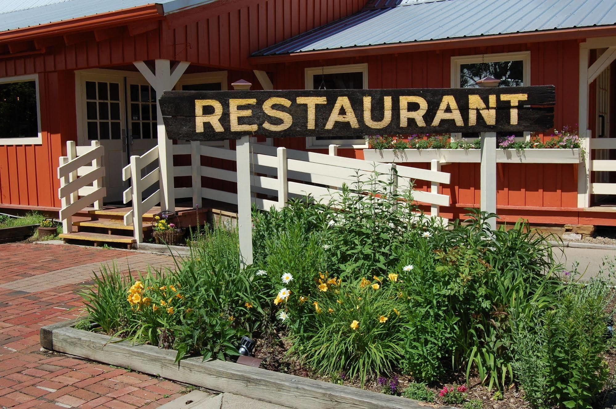 Brown County Inn Nashville Exteriör bild